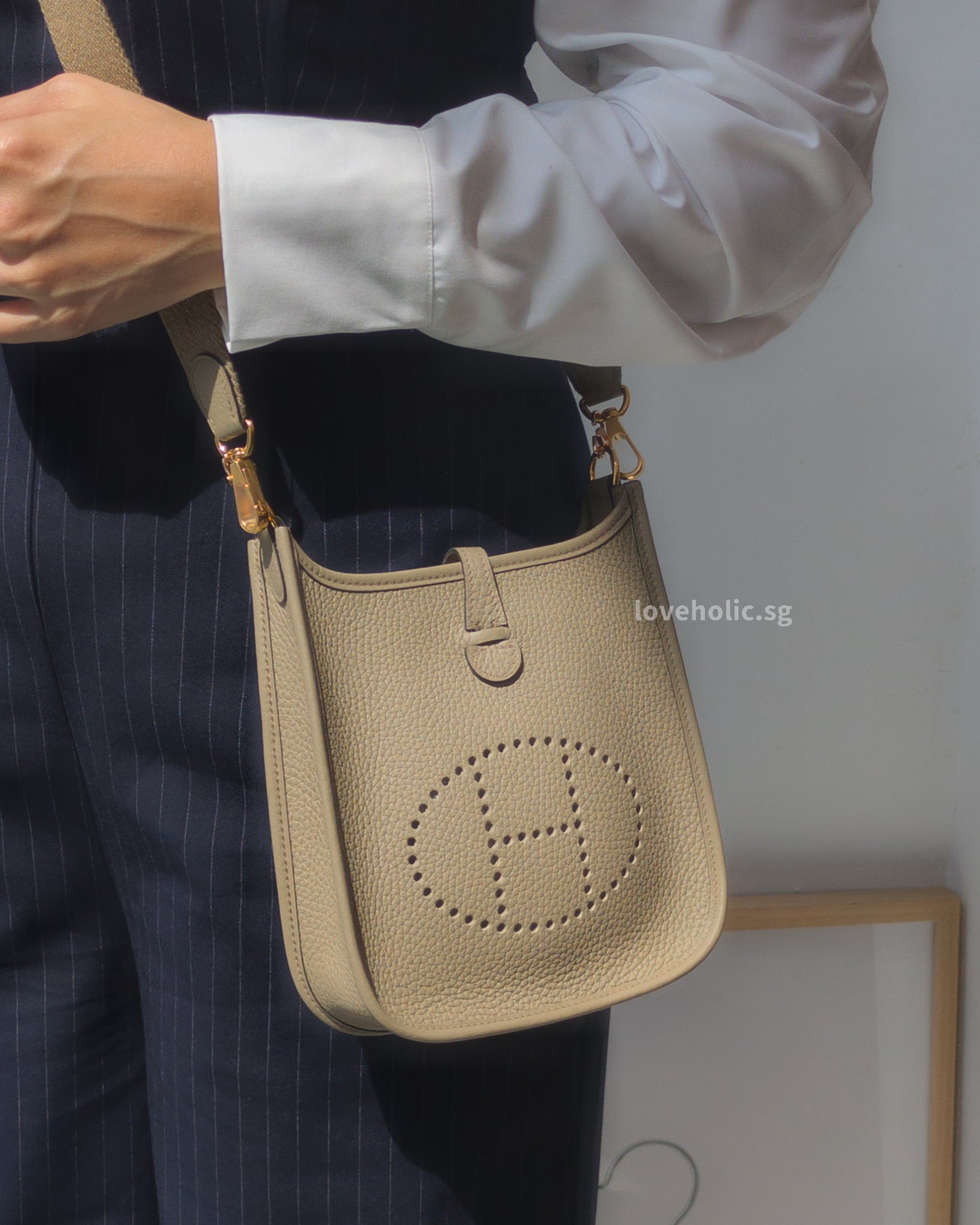 Hermes Mini Evelyne Beige Marfa 8Q Taurillon Clemence Gold Hardware-model