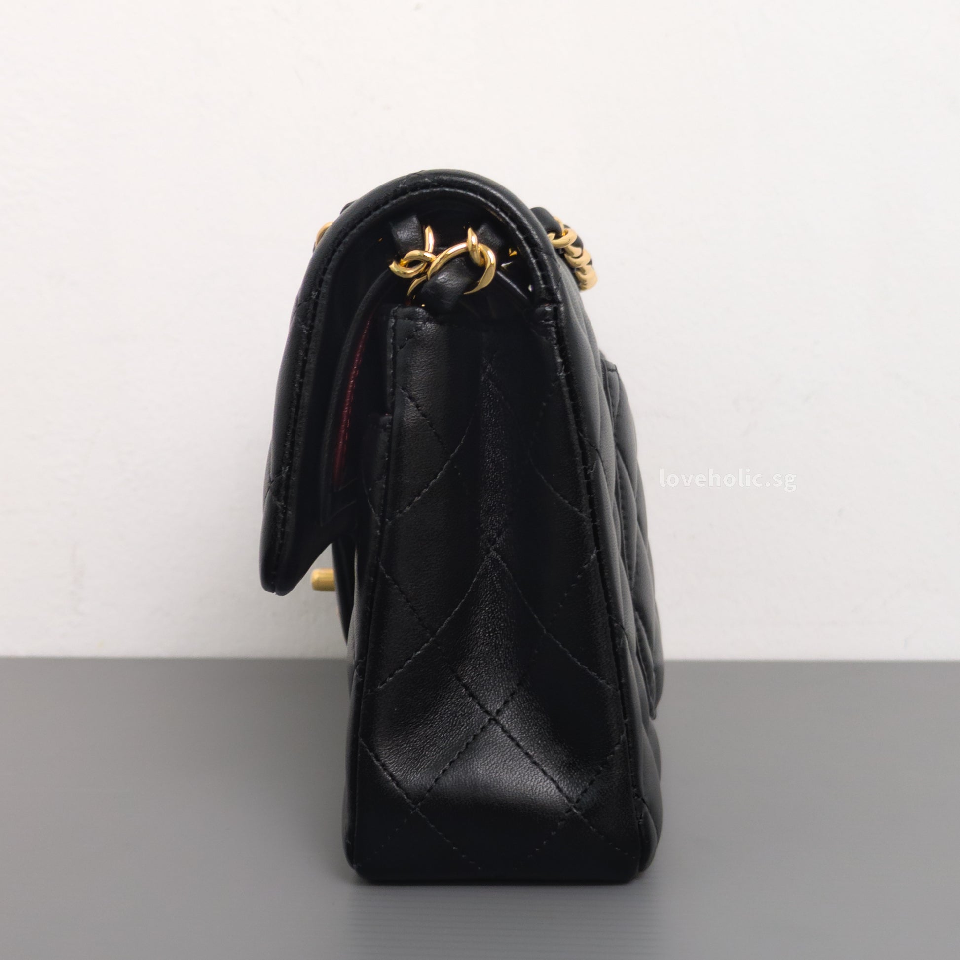 Chanel Classic Flap Small | Black Lambskin Gold Hardware-details