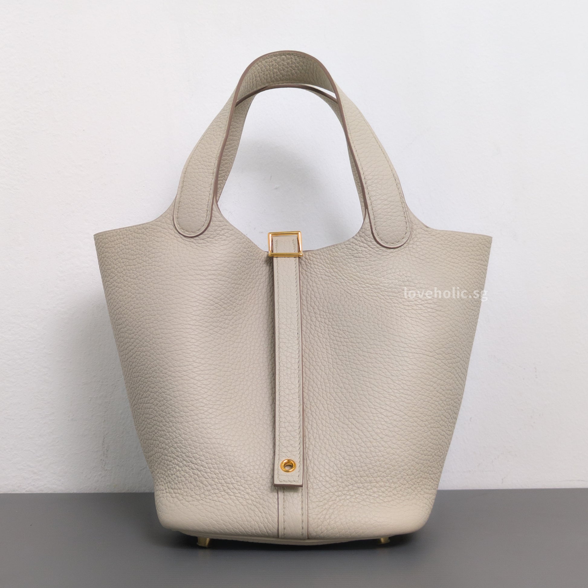 Hermes Picotin Lock 18 Beton Taurillon Clemence Gold Hardware-front1