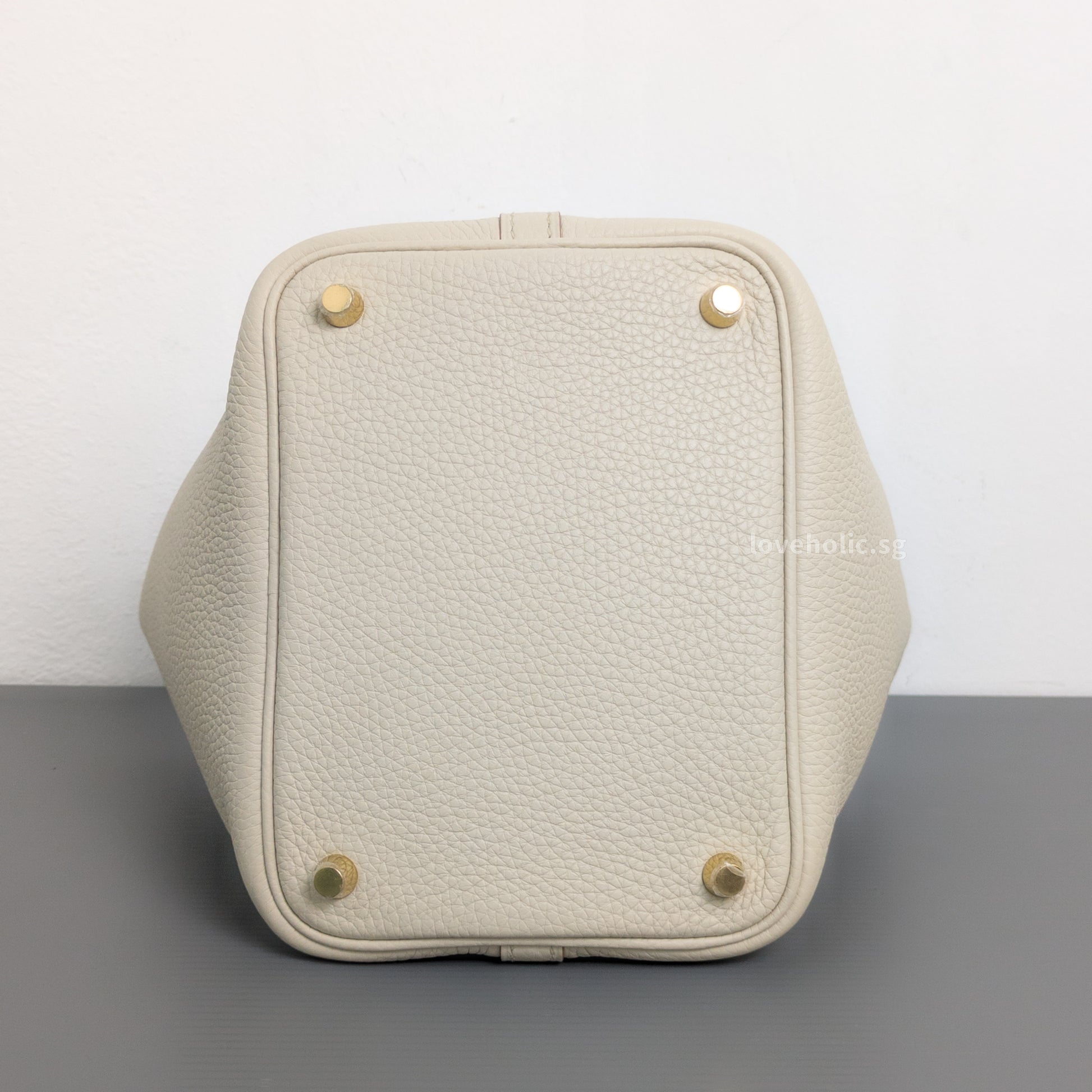 Hermes Picotin Lock 18 Beton Taurillon Clemence Gold Hardware-details