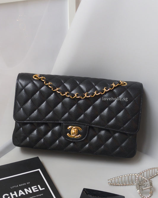 Chanel Classic Flap Medium | Black Caviar Gold Hardware-front