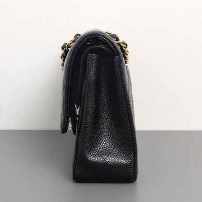 Chanel Classic Flap Medium | Black Caviar Gold Hardware-side