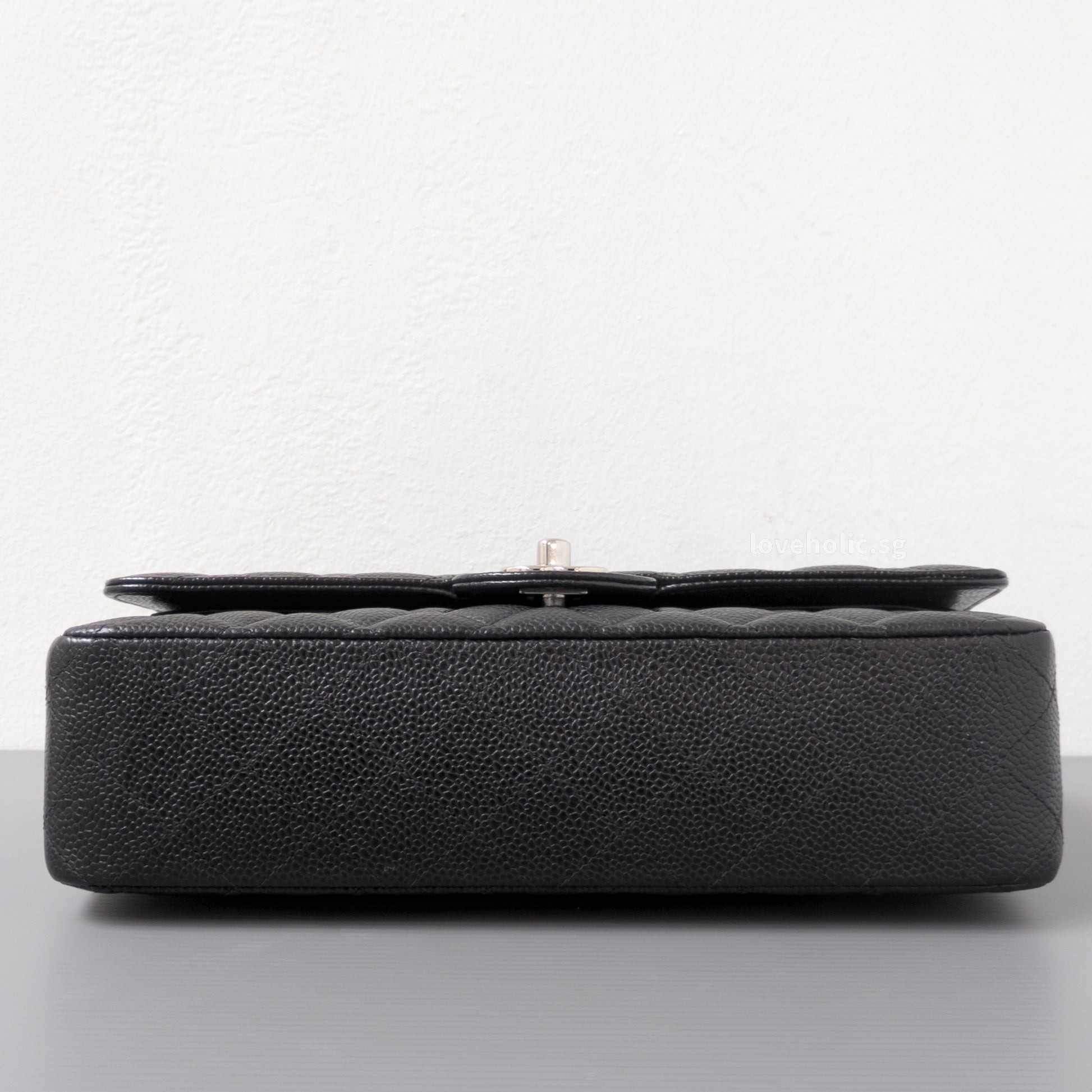 Chanel Classic Flap Medium | Black Caviar Silver Hardware-details