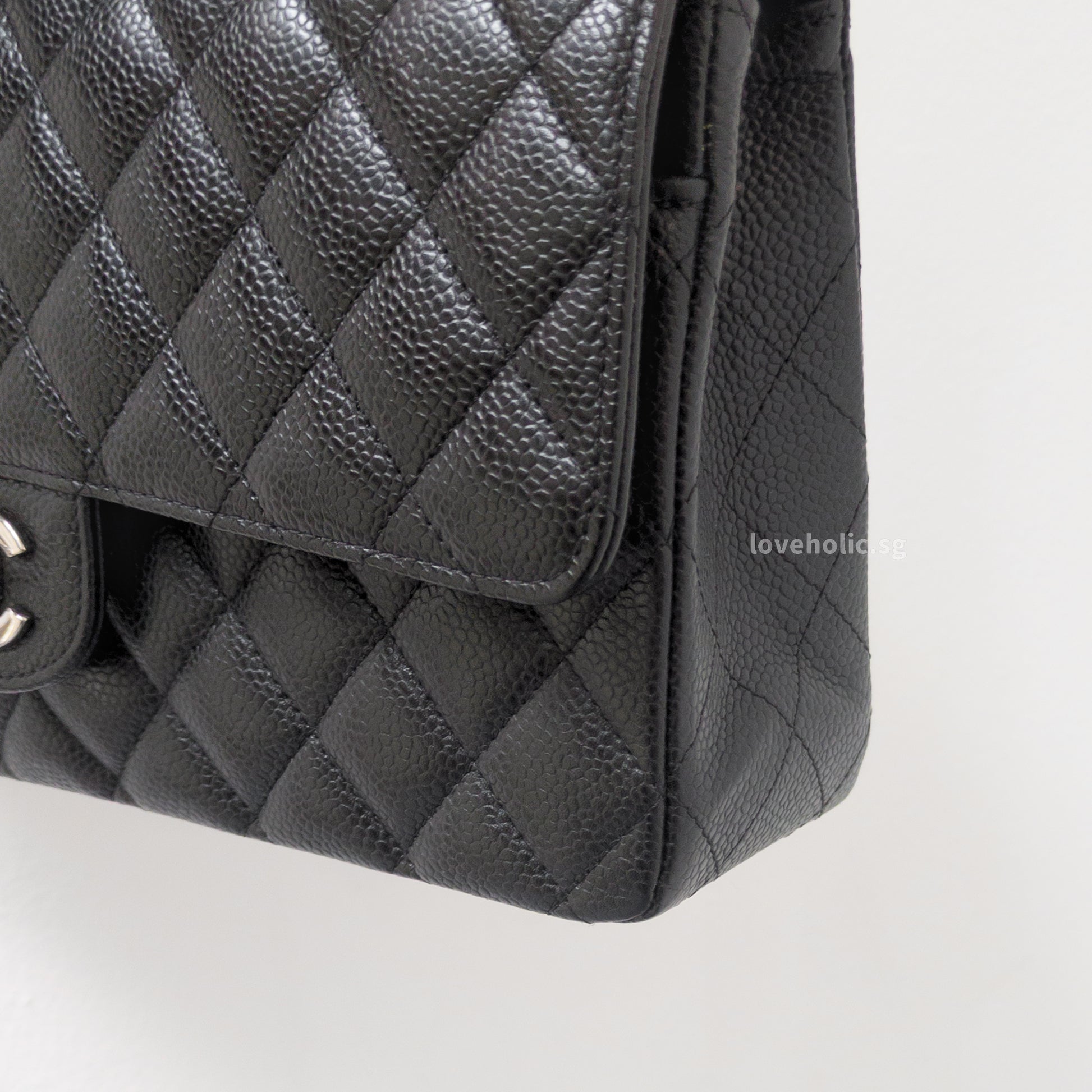 Chanel Classic Flap Medium | Black Caviar Silver Hardware-details