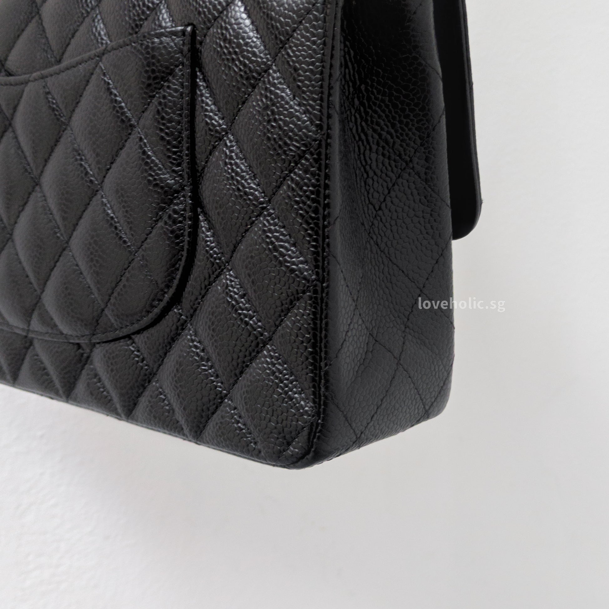 Chanel Classic Flap Medium | Black Caviar Silver Hardware-details