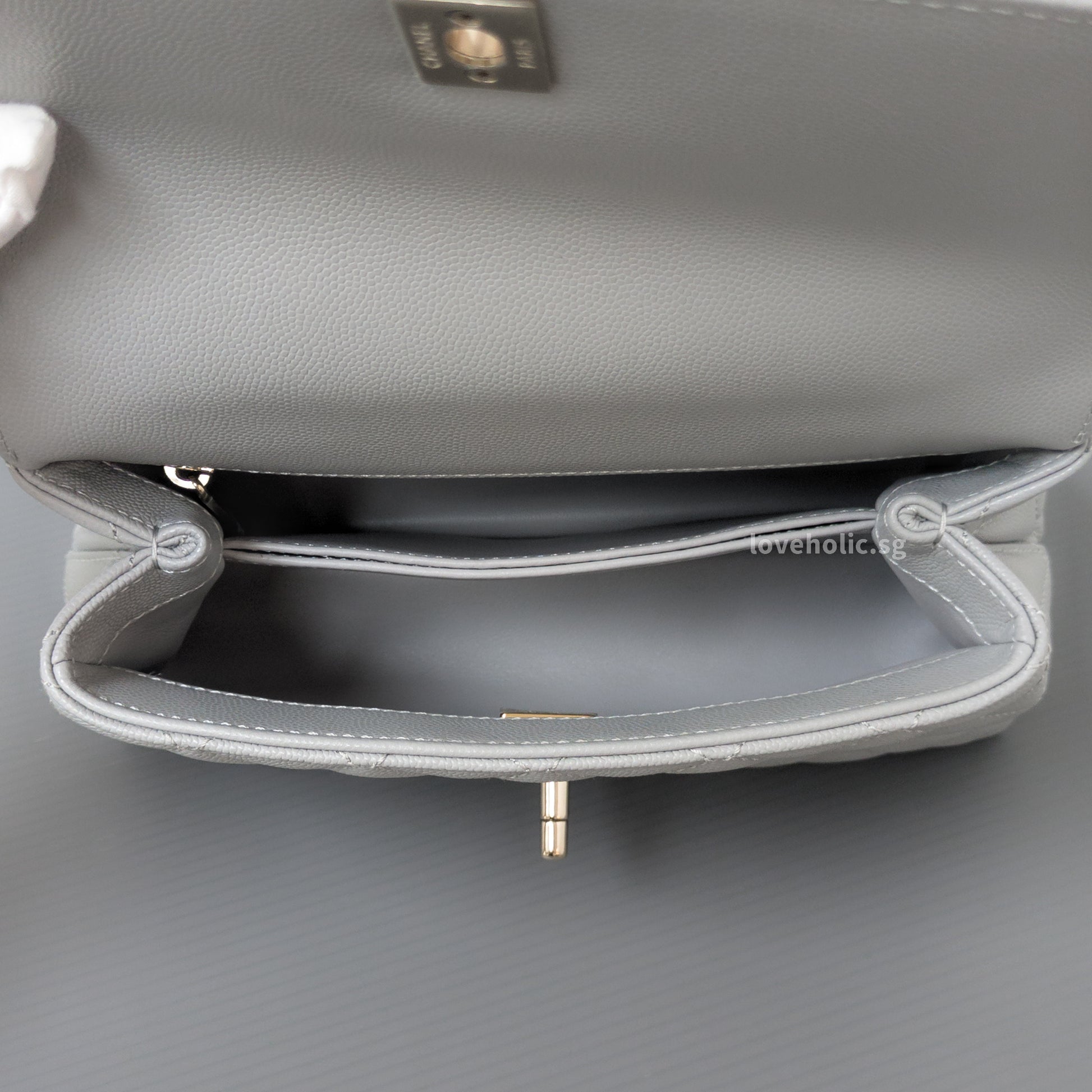 Chanel Coco Handle Small | 24K Grey Caviar Light Gold Hardware-details