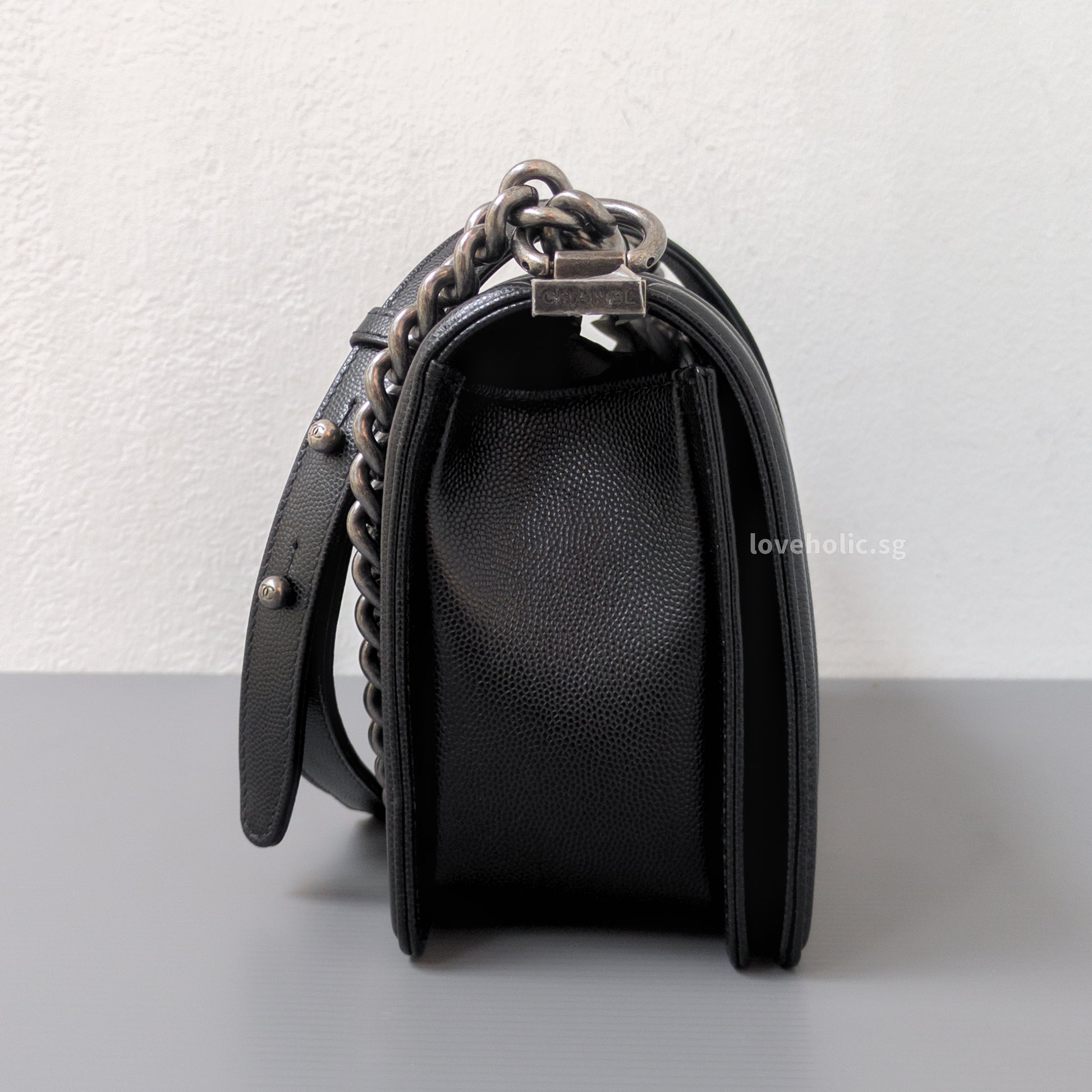 Chanel Boy Medium | Black Caviar Ruthenium Hardware-details