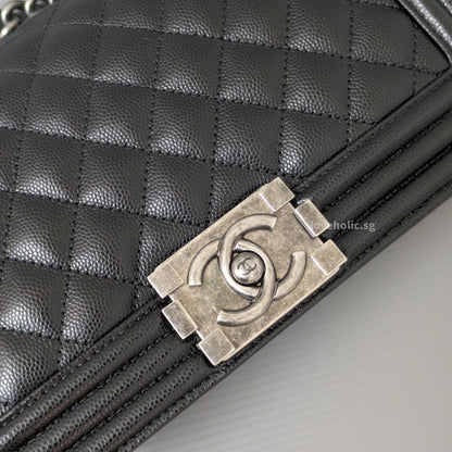 Chanel Boy Medium | Black Caviar Ruthenium Hardware-details
