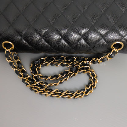 Classic Flap Medium | Black Caviar Gold Hardware