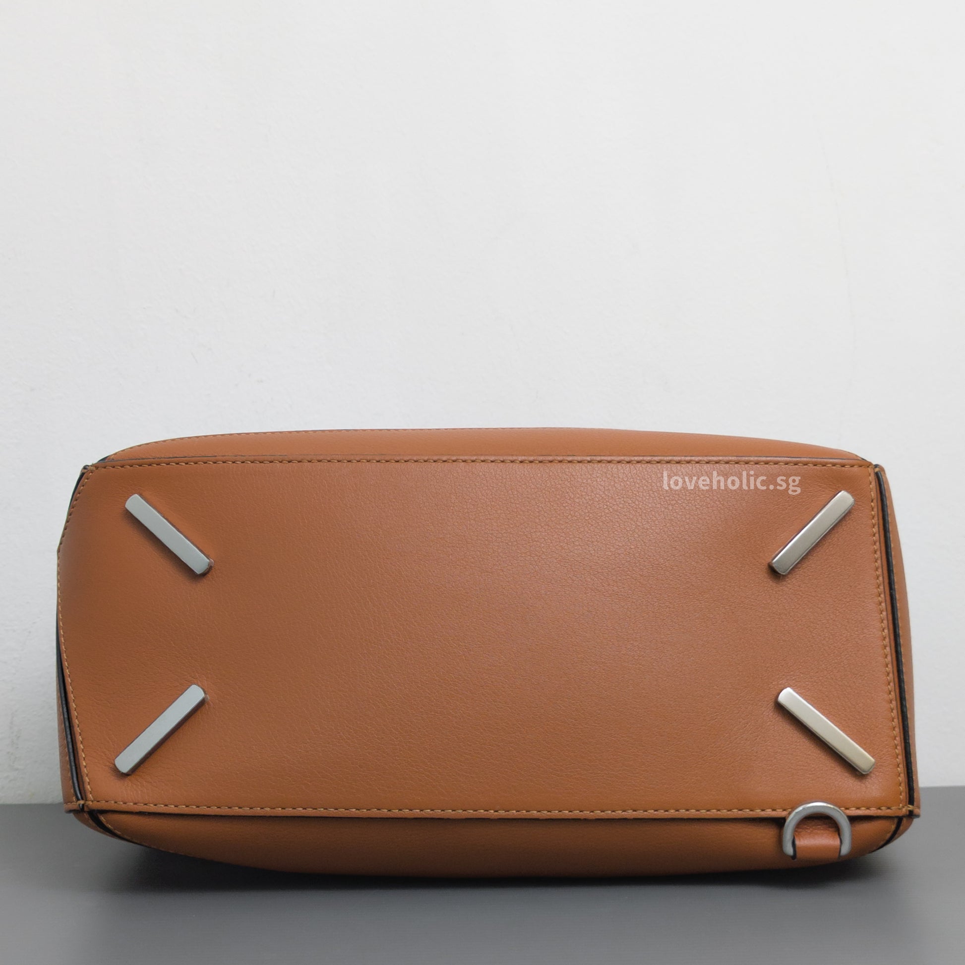 Loewe Puzzle Medium | Tan Calfskin Silver Hardware-details
