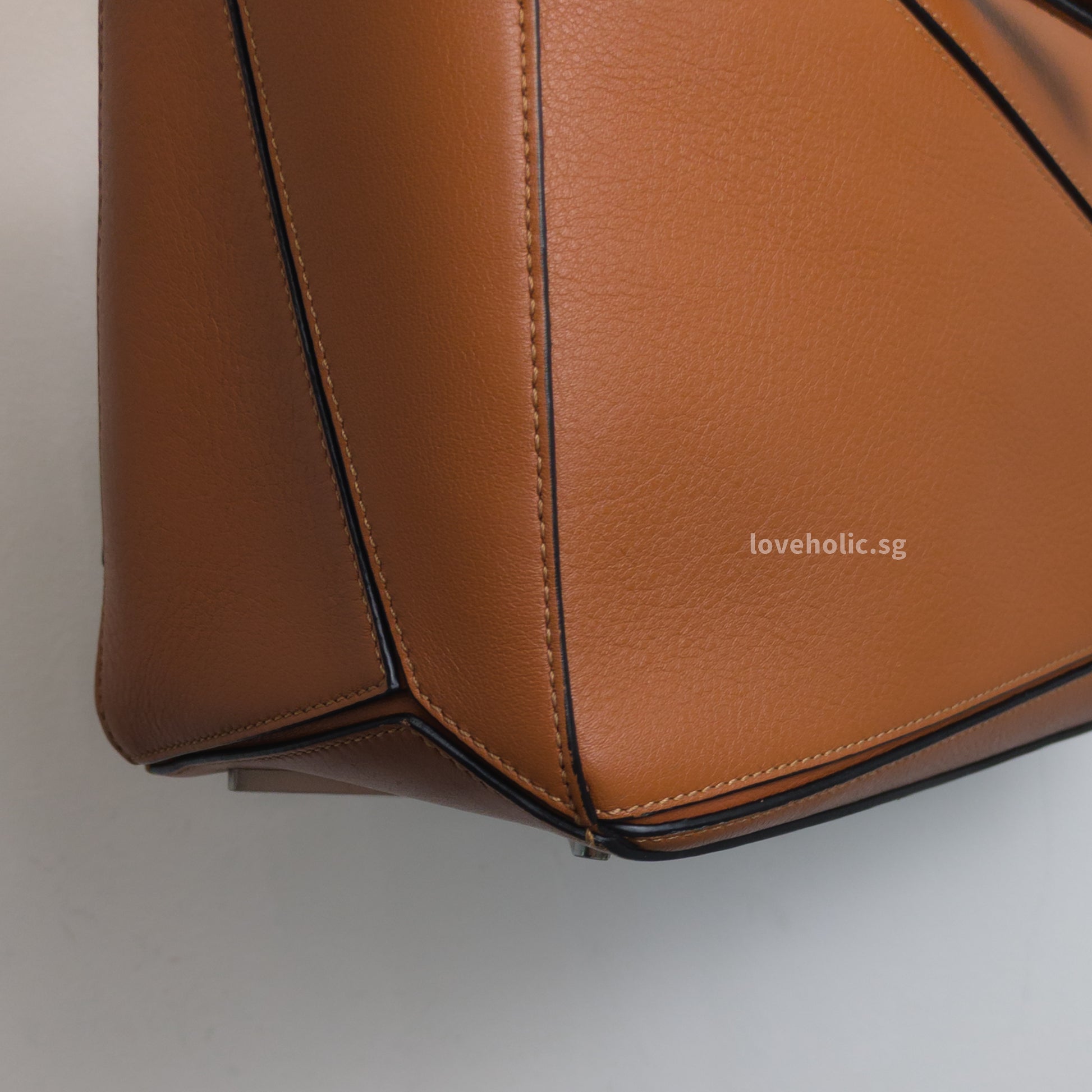 Loewe Puzzle Medium | Tan Calfskin Silver Hardware-details