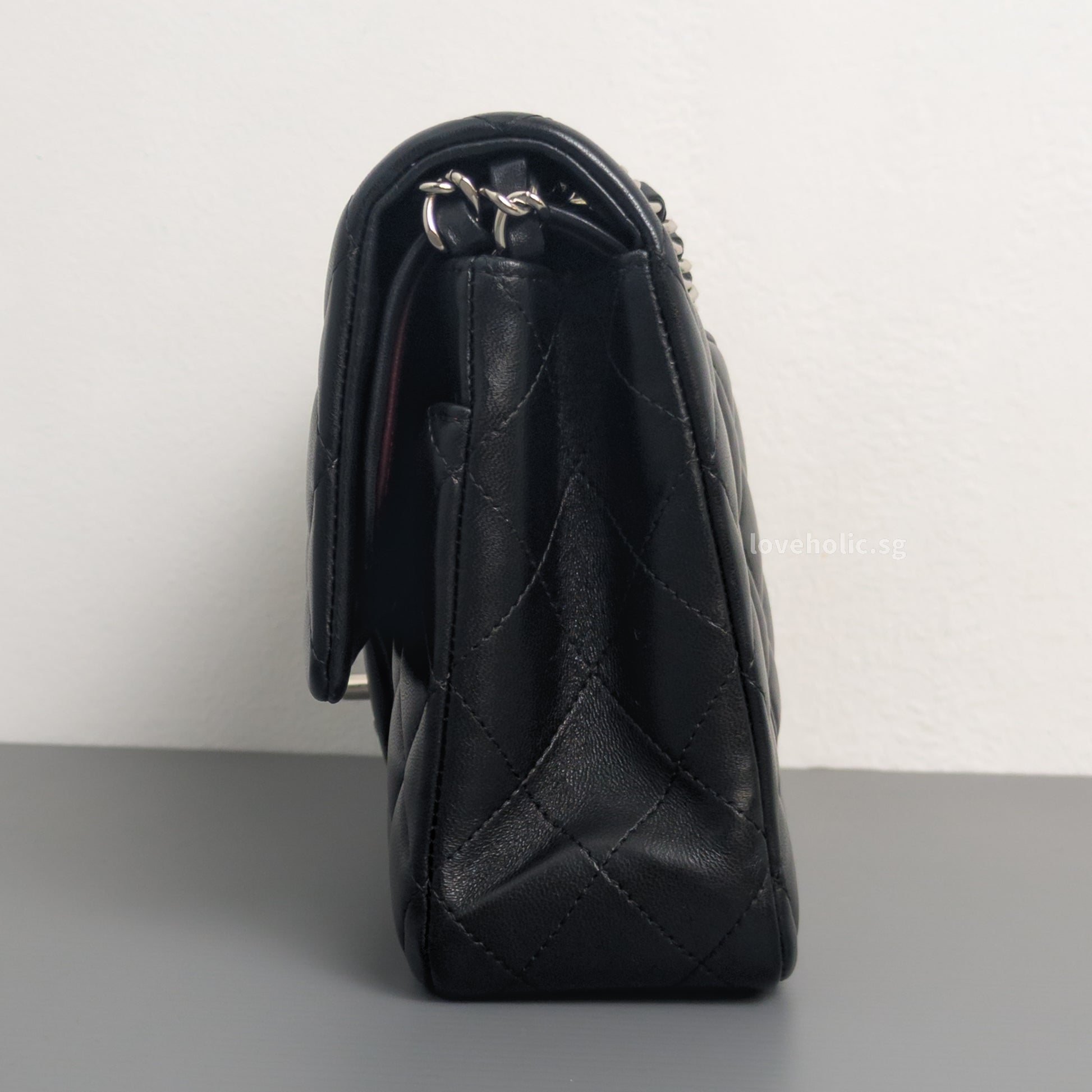 Chanel Classic Flap Medium | Black Lambskin Silver Hardware-details