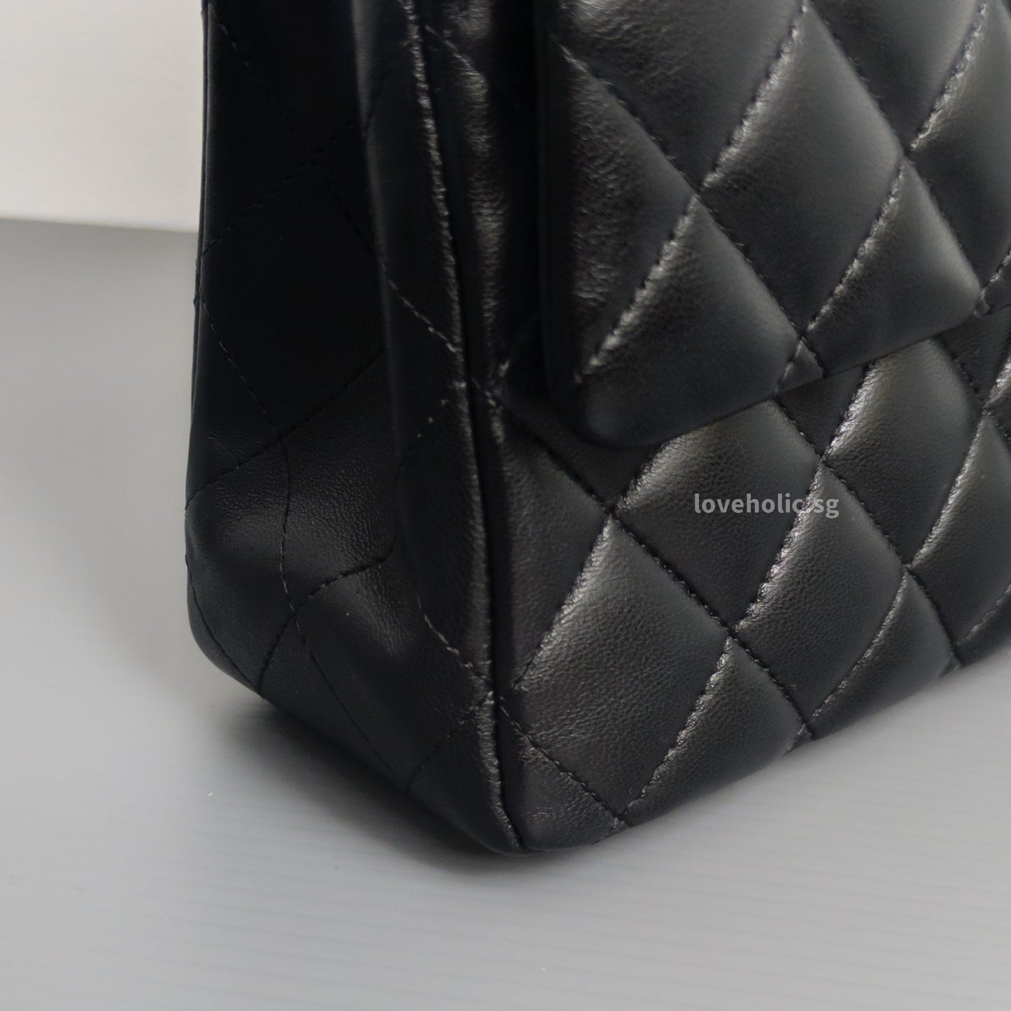 Chanel Classic Flap Medium | Black Lambskin Silver Hardware-details