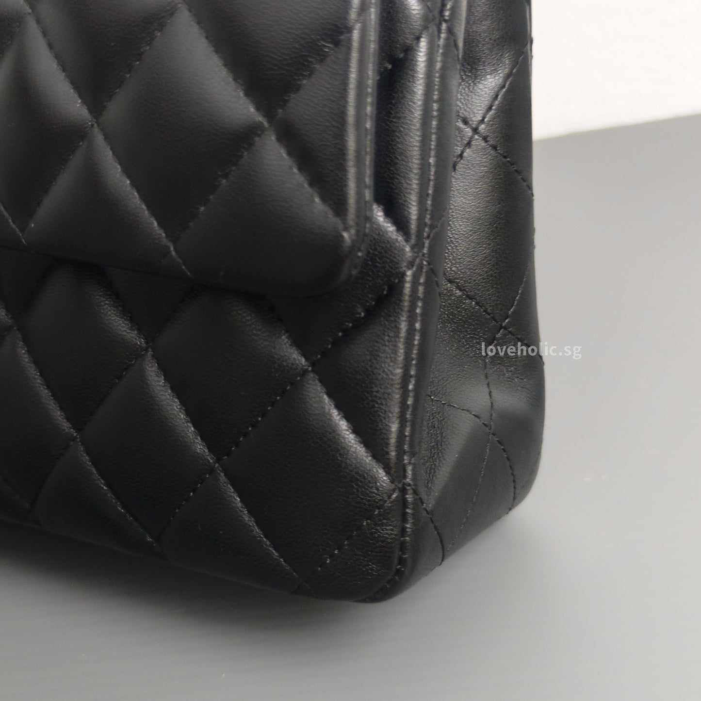 Chanel Classic Flap Medium | Black Lambskin Silver Hardware-details