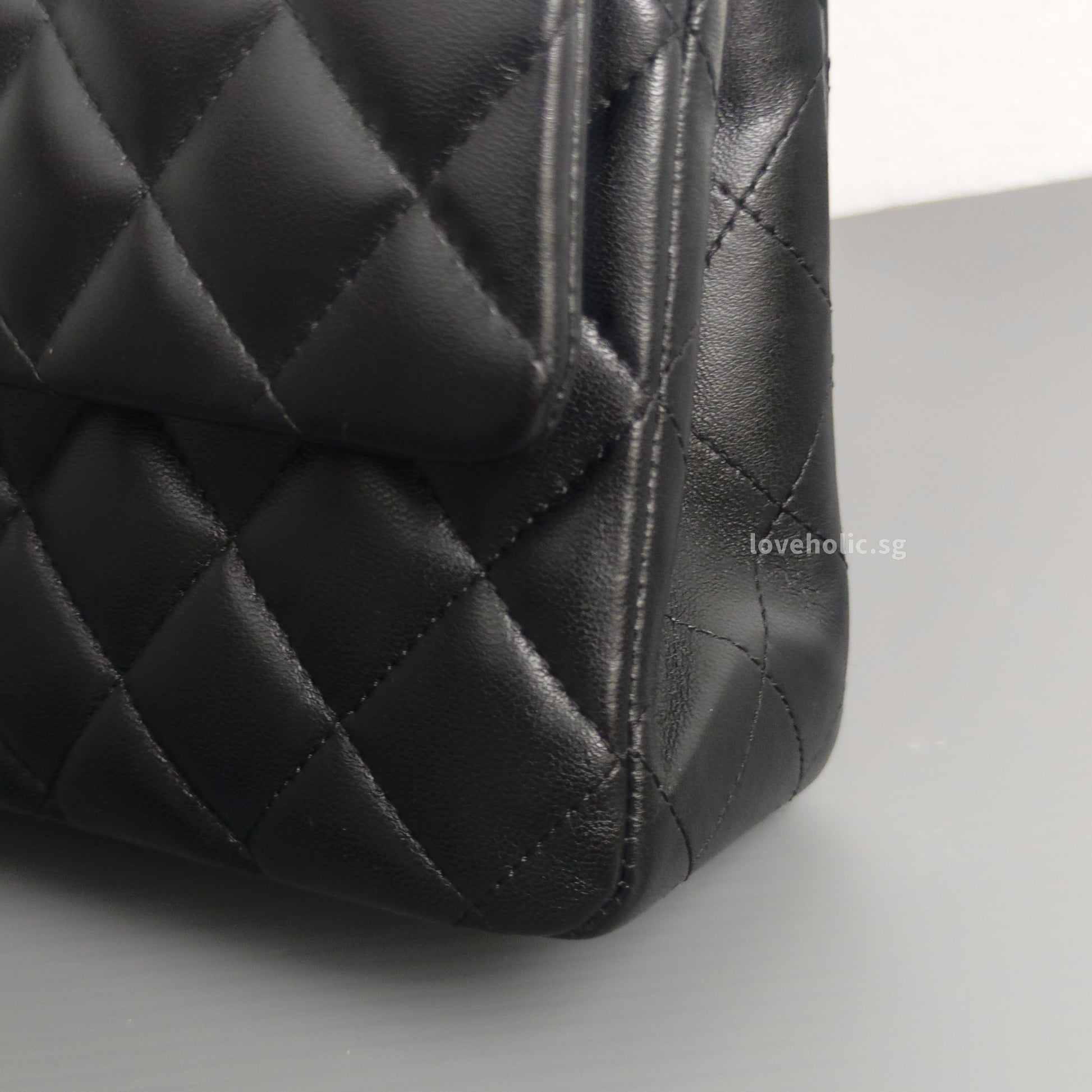 Chanel Classic Flap Medium | Black Lambskin Silver Hardware-details