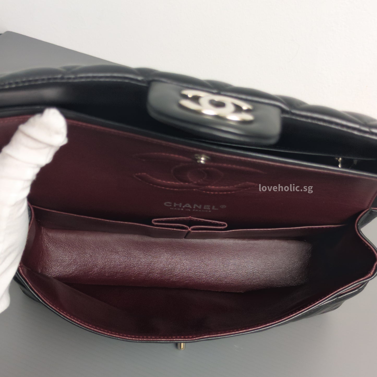 Chanel Classic Flap Medium | Black Lambskin Silver Hardware-details
