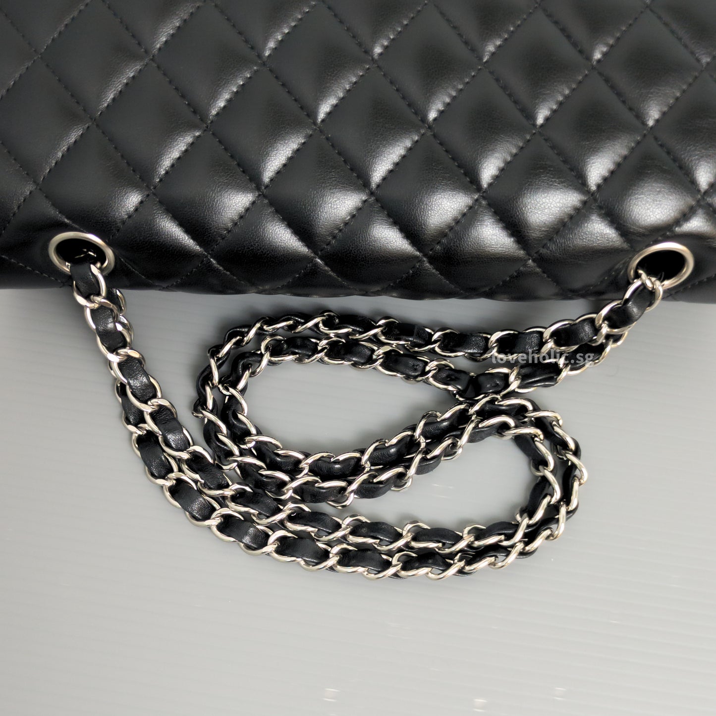 Chanel Classic Flap Medium | Black Lambskin Silver Hardware-details