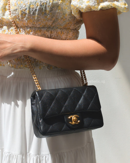 Square Flap Mini  23P Heart Crush | Black Caviar Brushed Gold Hardware