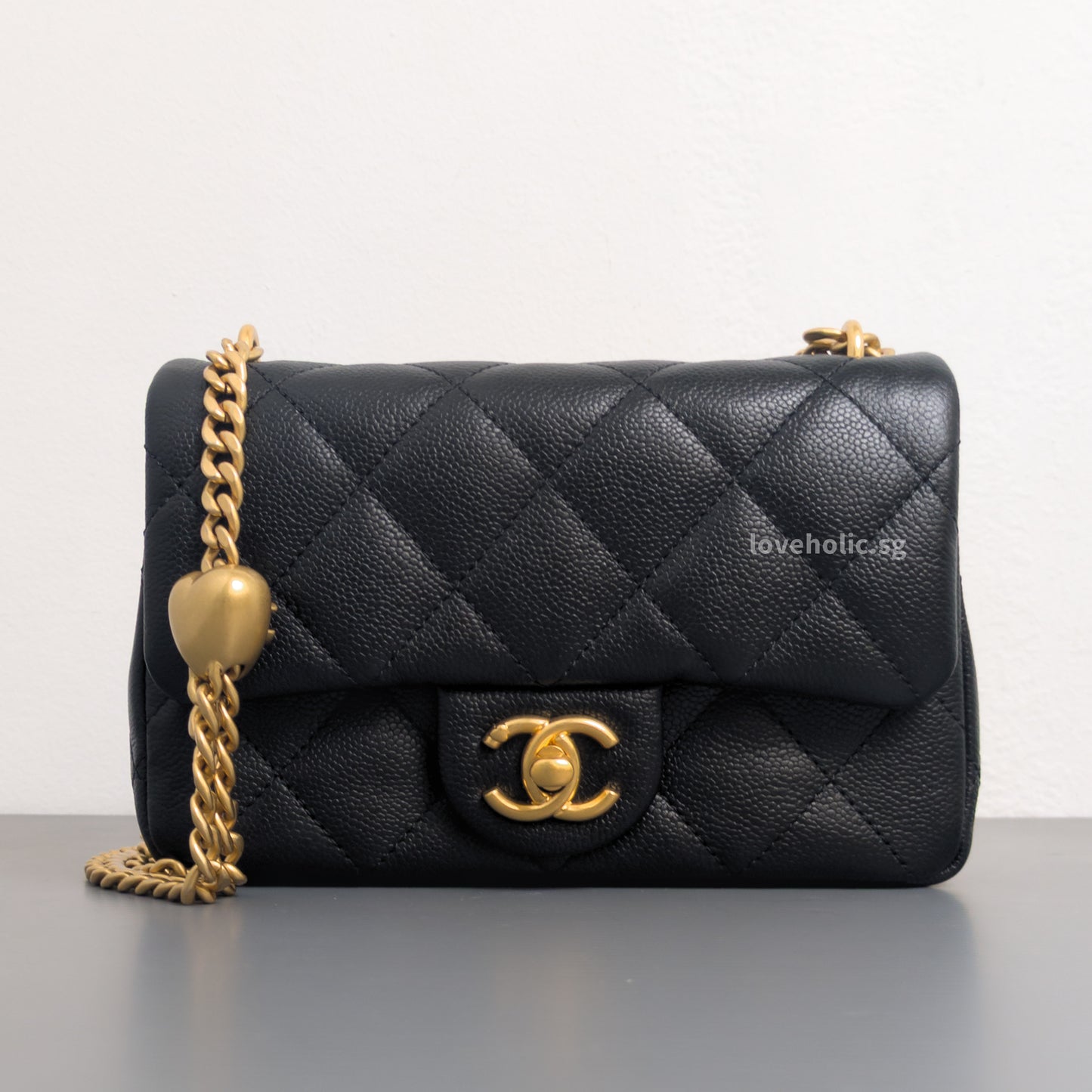 Square Flap Mini  23P Heart Crush | Black Caviar Brushed Gold Hardware