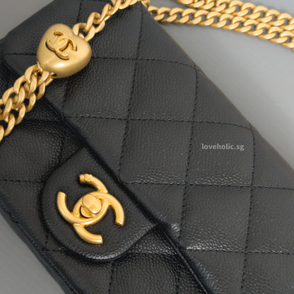 Square Flap Mini  23P Heart Crush | Black Caviar Brushed Gold Hardware