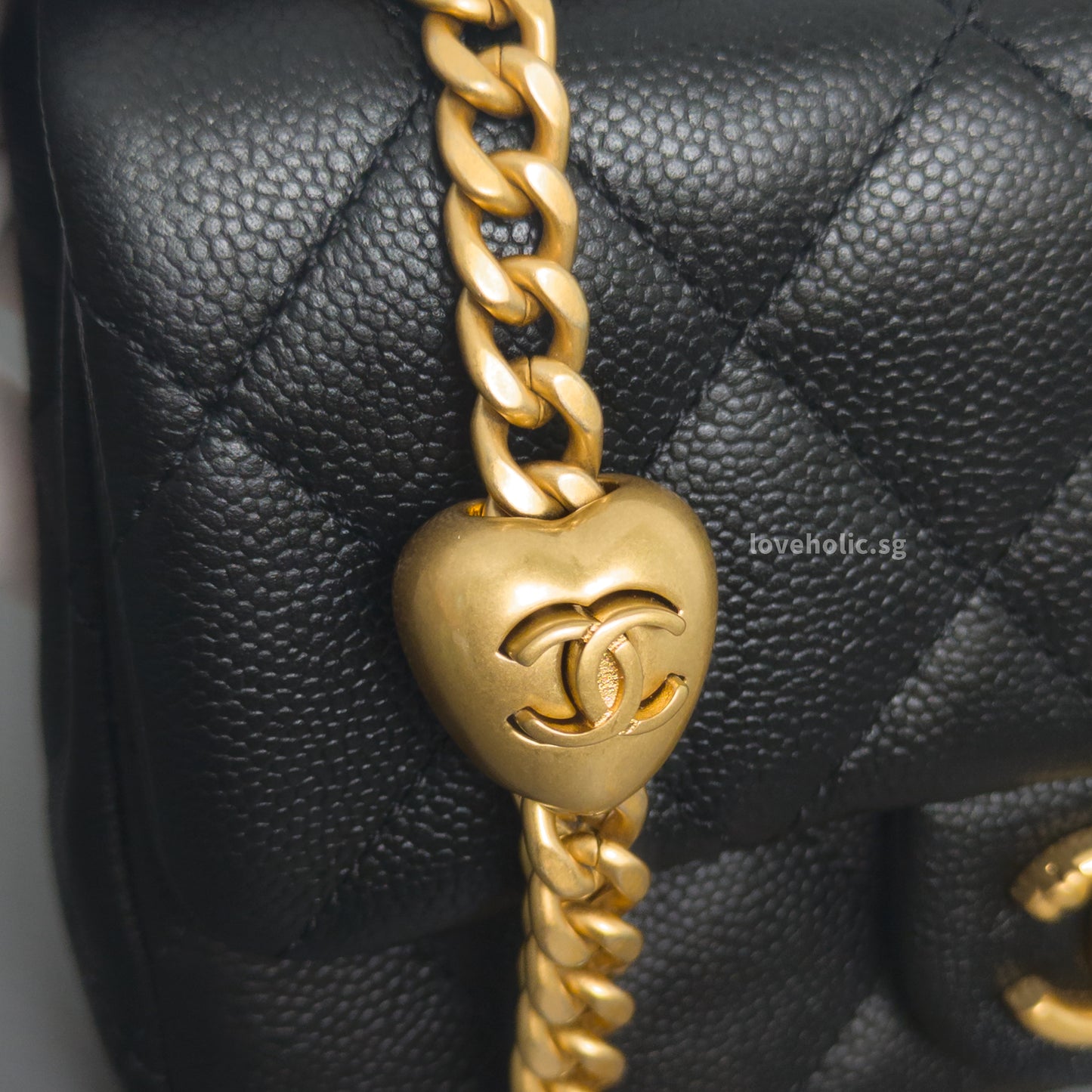 Square Flap Mini  23P Heart Crush | Black Caviar Brushed Gold Hardware