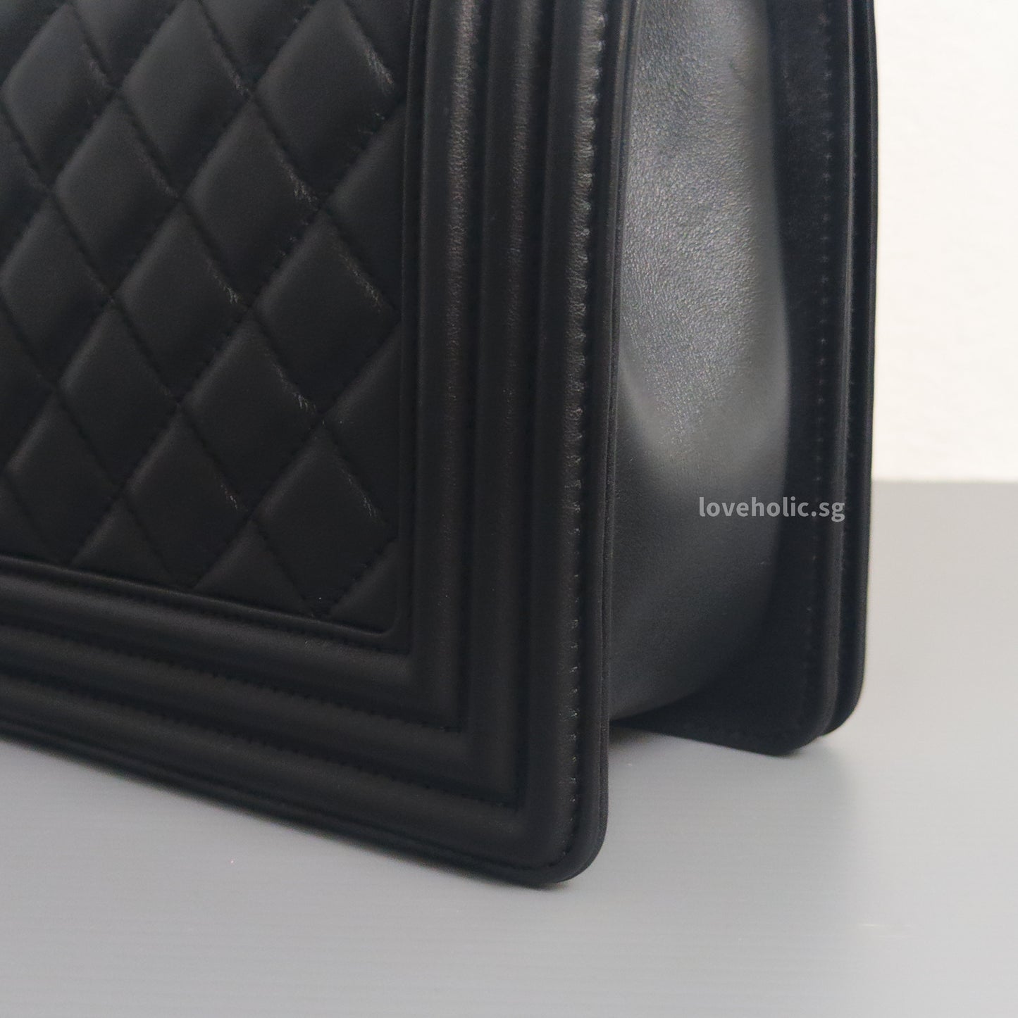 Boy Old Medium | Black Lambskin Brushed Gold Hardware