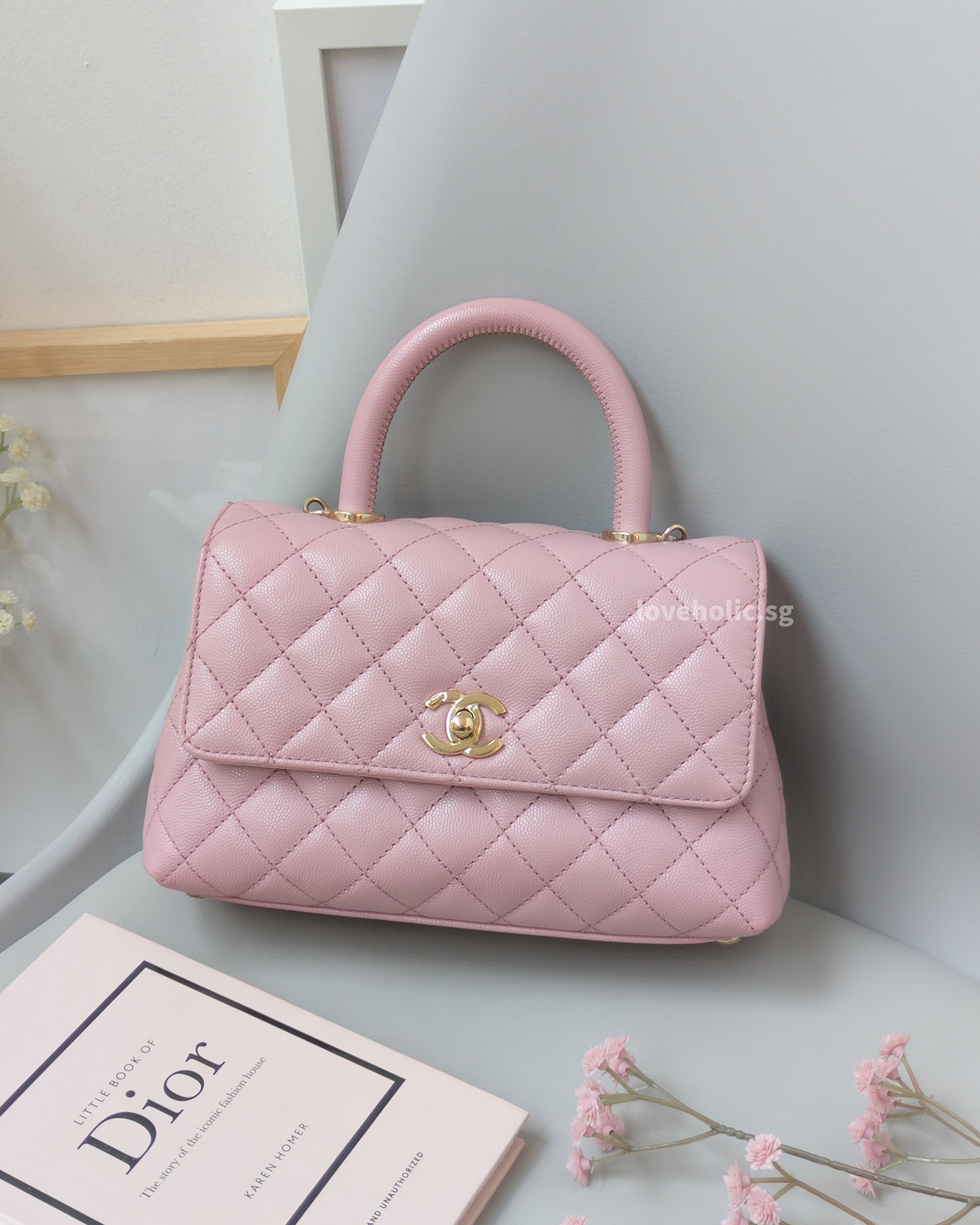 Chanel Coco Handle Small | 24A Light Pink Caviar Light Gold Hardware-front