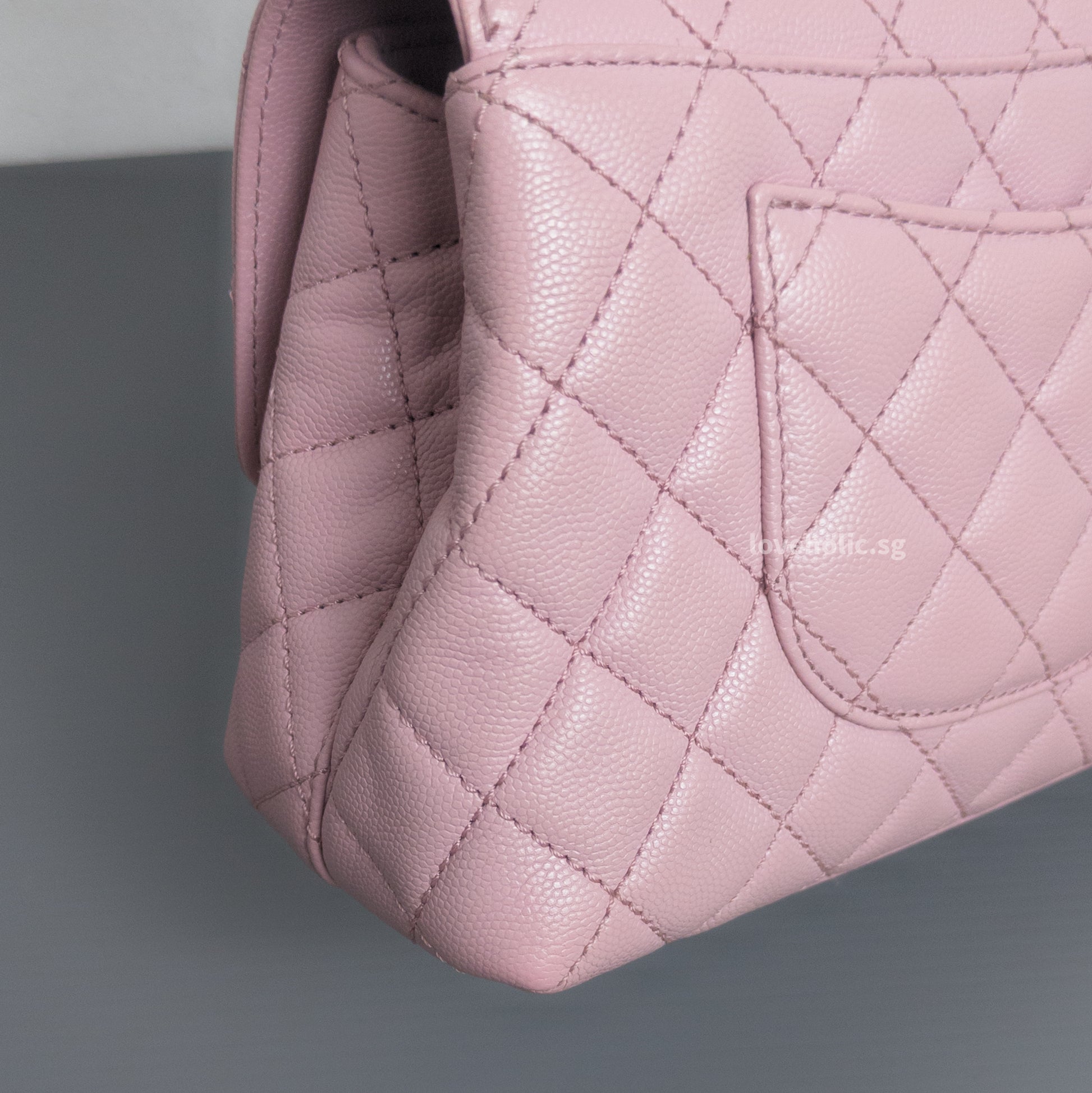 Chanel Coco Handle Small | 24A Light Pink Caviar Light Gold Hardware-details