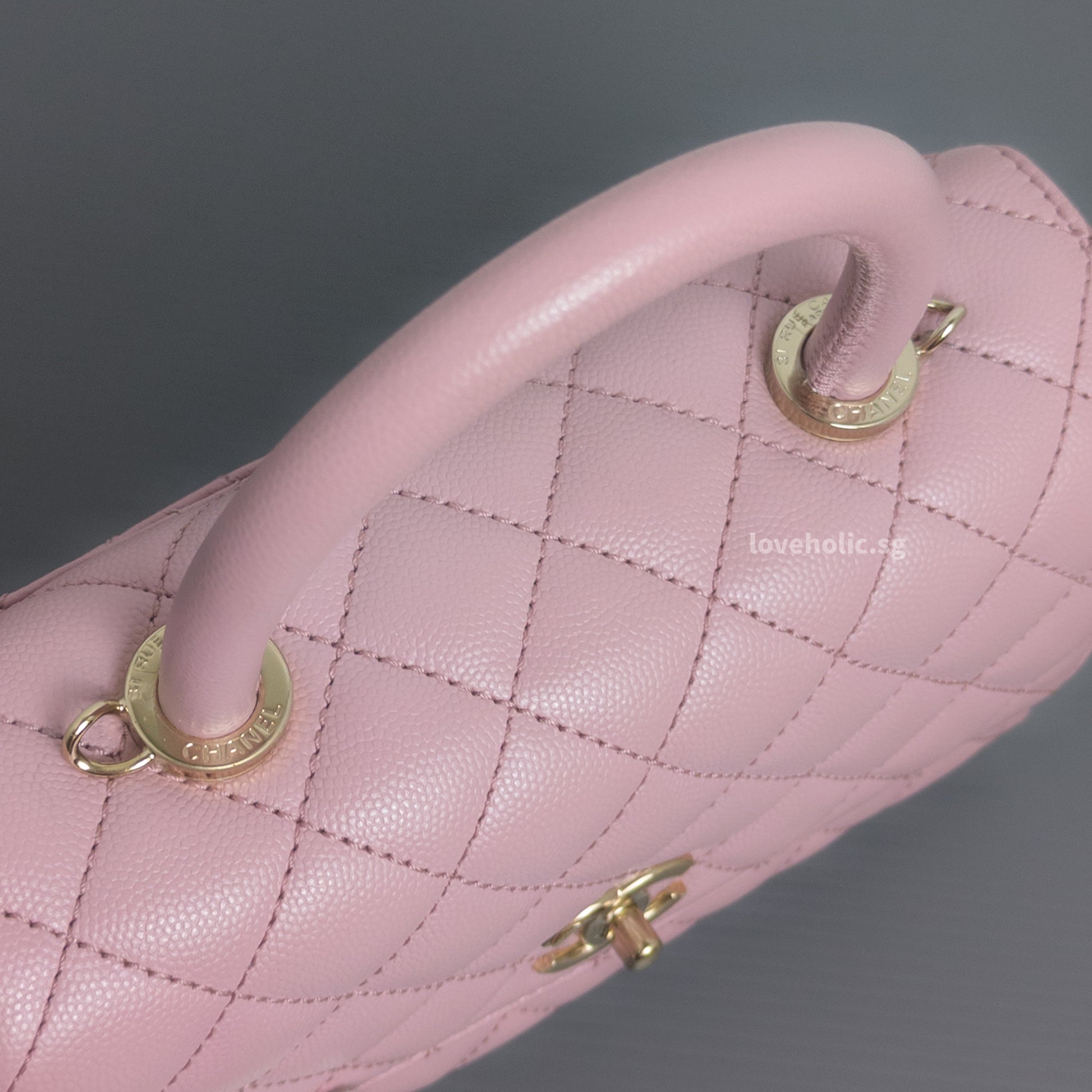 Chanel Coco Handle Small | 24A Light Pink Caviar Light Gold Hardware-details