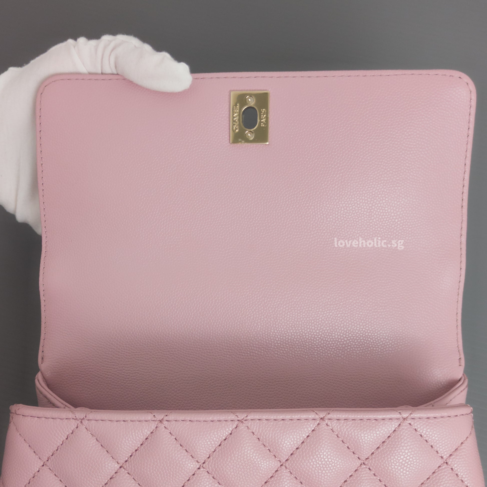 Chanel Coco Handle Small | 24A Light Pink Caviar Light Gold Hardware-details