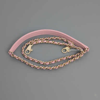 Chanel Coco Handle Small | 24A Light Pink Caviar Light Gold Hardware-details