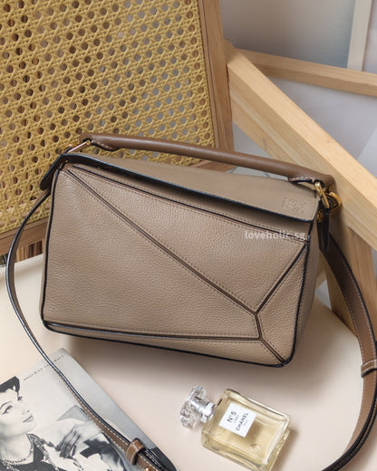 Loewe Puzzle Small | Sand Calfskin Gold Hardware-front