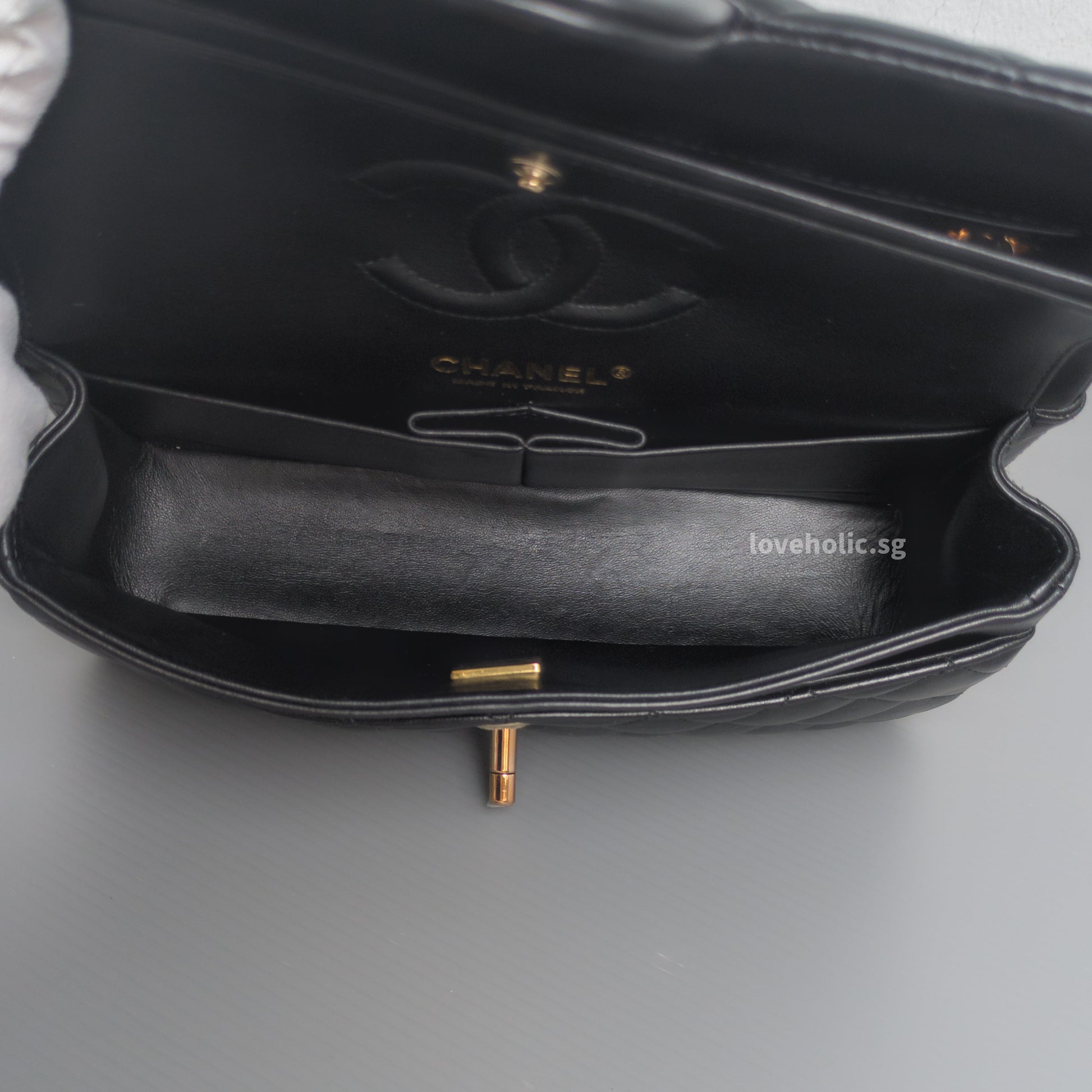 Chanel Classic Flap Small | Black Lambskin Rose Gold Hardware-details