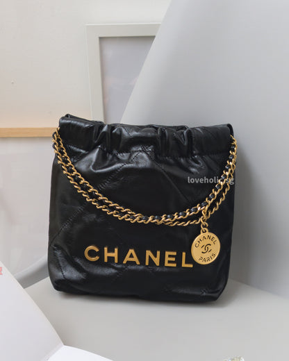 Chanel 22 Mini | Black Shiny Calfskin Gold Hardware