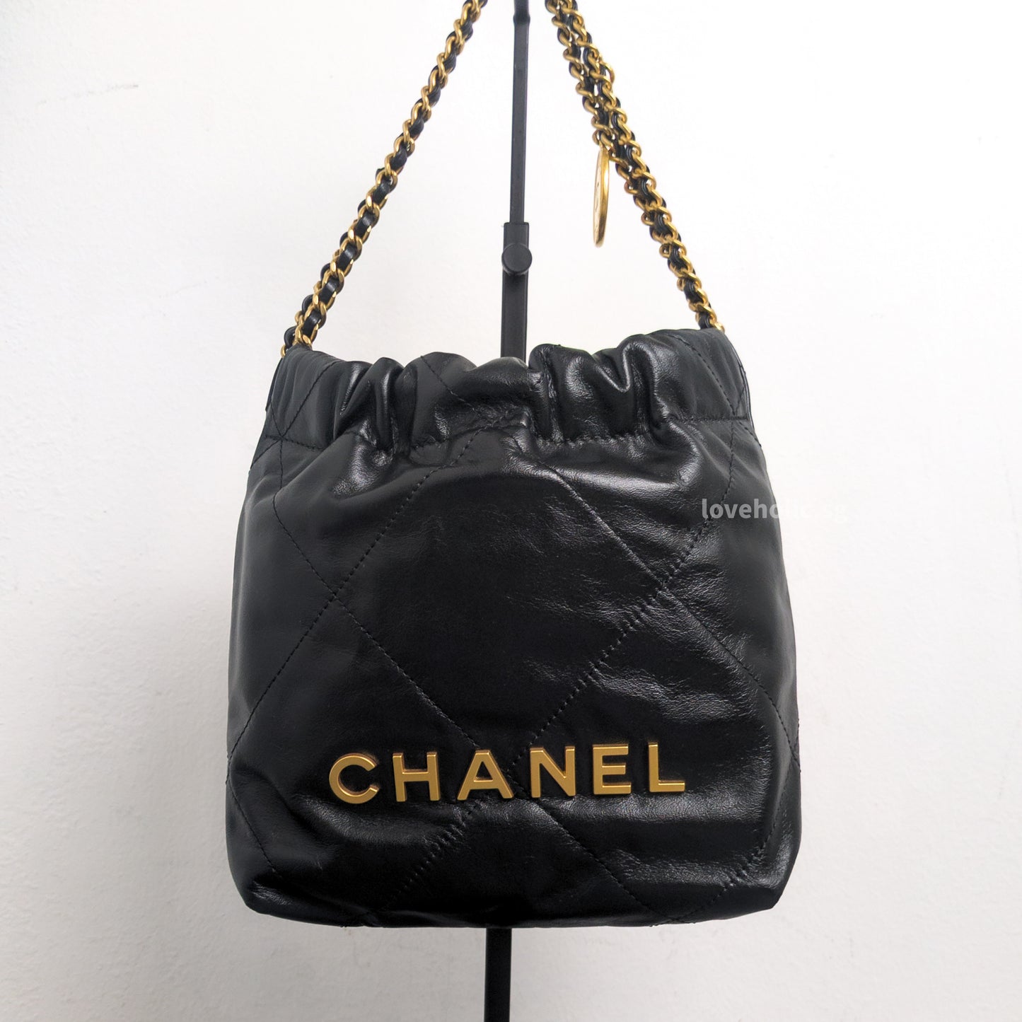 Chanel 22 Mini | Black Shiny Calfskin Gold Hardware