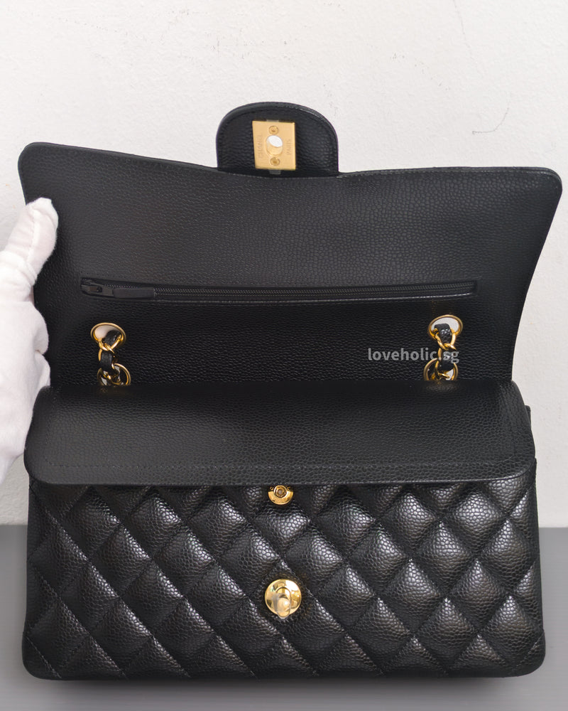 Chanel Classic Flap Medium | Black Caviar Gold Hardware-details
