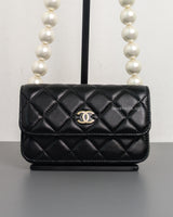 Chanel Clutch with Chain 20K Black Lambskin Silver Hardware-front1