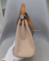 Hermes Herbag 31 | Ecru Beige Nature Canvas Palladium Hardware-details