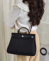 Hermes Herbag 31 | Noir / Noir Canvas Palladium Hardware-model