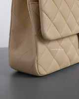 Chanel Classic Flap Medium | Beige Lambskin Light Gold Hardware-details