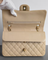 Chanel Classic Flap Medium | Beige Lambskin Light Gold Hardware-details