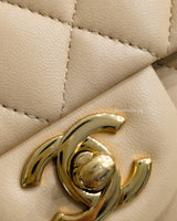 Classic Flap Medium | Beige Lambskin Light Gold Hardware