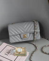 Chanel Classic Flap Chevron Mini  Rectangle | Light Grey Lambskin Light Gold Hardware-front