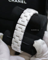 Chanel J12 Automatic 33mm White | H5699 -model