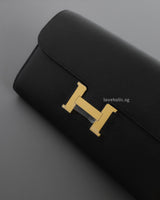 Hermes Constance To Go | Black Epsom Gold Hardware-details