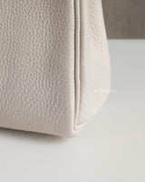 Kelly Retourne 25  | Beton Togo Gold Hardware
