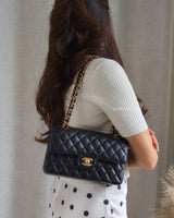 Chanel Classic Flap Small | Black Caviar Gold Hardware-model