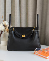 Lindy 26 | Black Taurillon Clemence Gold Hardware
