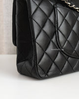 Chanel Classic Flap Medium | Black Lambskin Silver Hardware-details