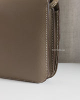 Hermes Constance 18 | Etoupe Epsom Gold Hardware-details